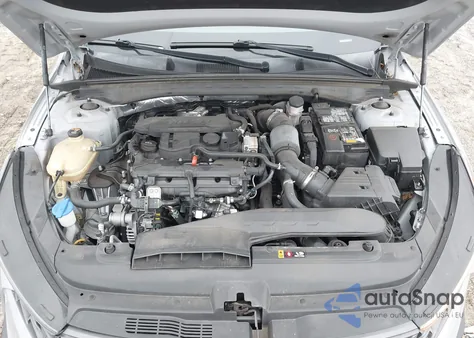 2022 Kia K5 Gt-Line z USA, uszkodzony, nr VIN 5XXG64J27NG153114